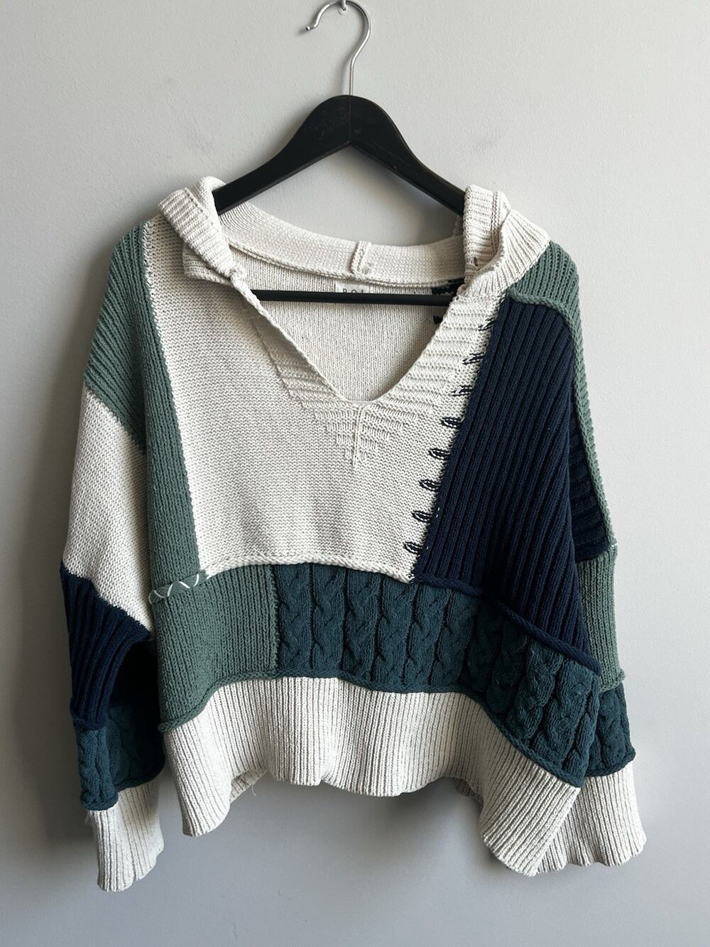 Pol Sweater Womens M Colorblock Hooded V Neck Pullover Long Sleeve Oversized